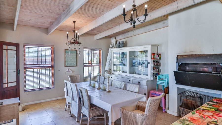 4 Bedroom Property for Sale in Kleinmond Western Cape